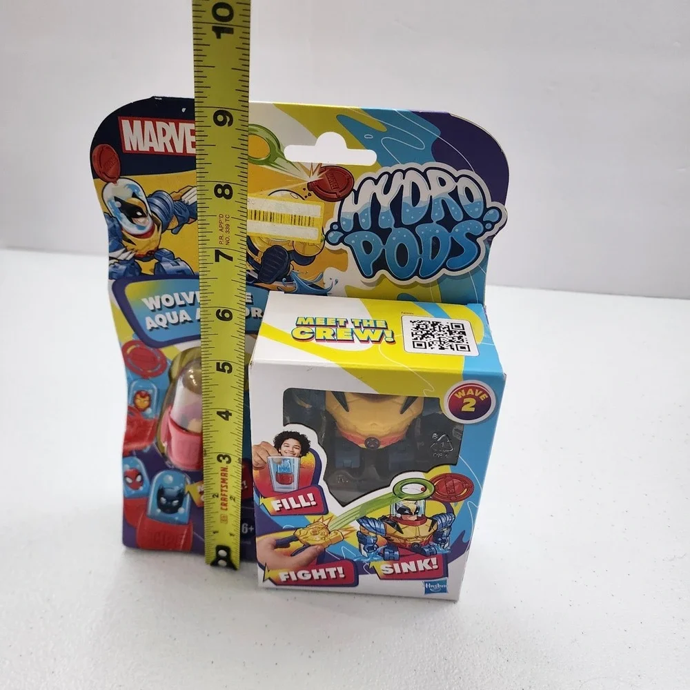 New Hydro Pods Marvel Wolverine Aqua Armor Mech Suit Battle Set Water Activated